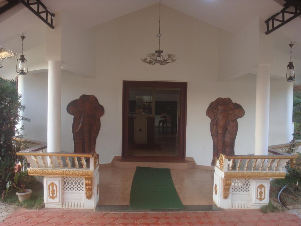 Wayanad Gate Resort Mananthavady Luaran gambar